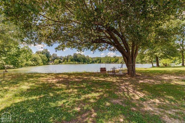 2300 Mount Carmel Road, Paragould, AR 72450