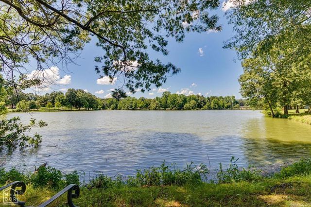 2300 Mount Carmel Road, Paragould, AR 72450