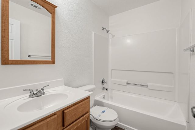 360 Thicket LN, Kyle, TX 78640