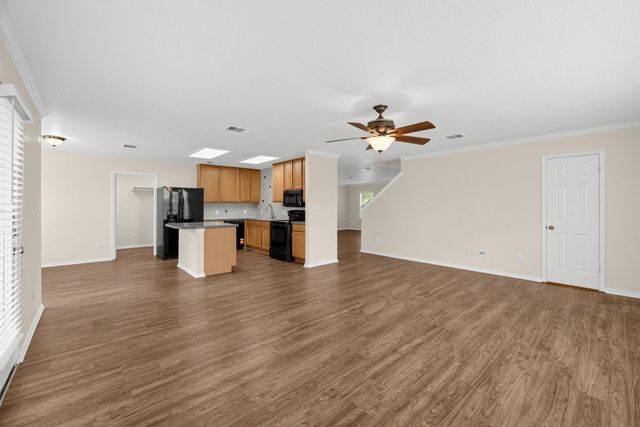 360 Thicket LN, Kyle, TX 78640