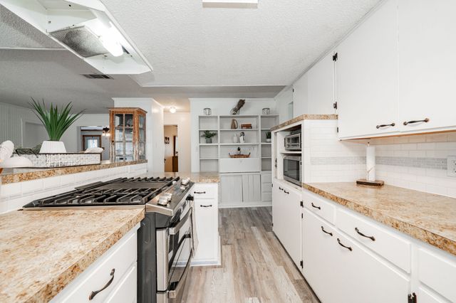 308 N Pecan Street, Muenster, TX 76252