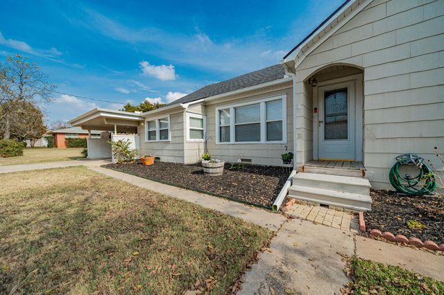308 N Pecan Street, Muenster, TX 76252