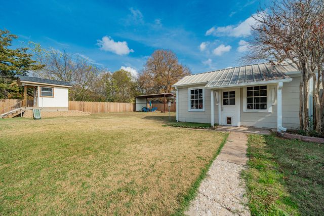 308 N Pecan Street, Muenster, TX 76252
