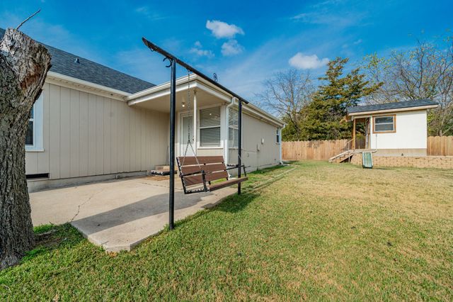308 N Pecan Street, Muenster, TX 76252