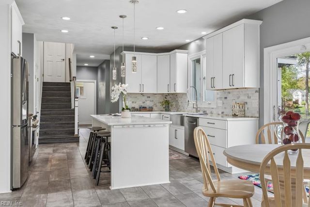 1161 Lawson Cove CIR, Virginia Beach, VA 23455