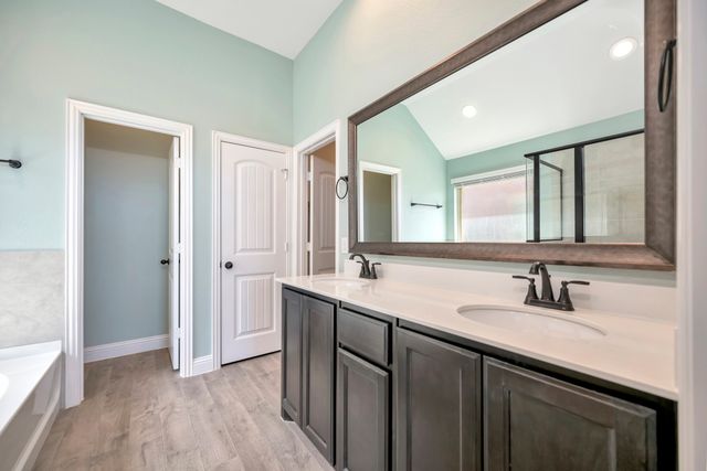 604 Antswood Drive, Fort Worth, TX 76108