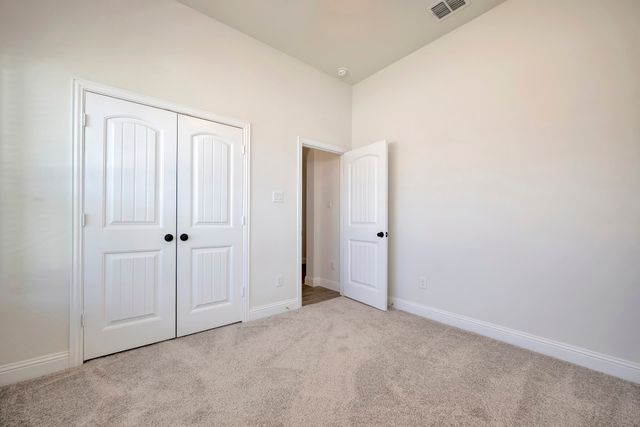 604 Antswood Drive, Fort Worth, TX 76108