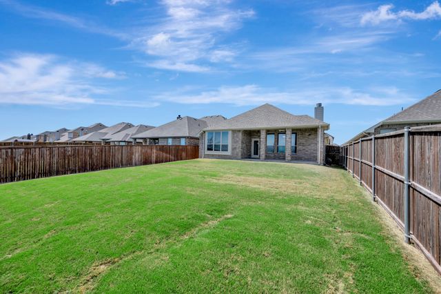 604 Antswood Drive, Fort Worth, TX 76108