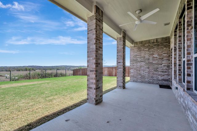 604 Antswood Drive, Fort Worth, TX 76108