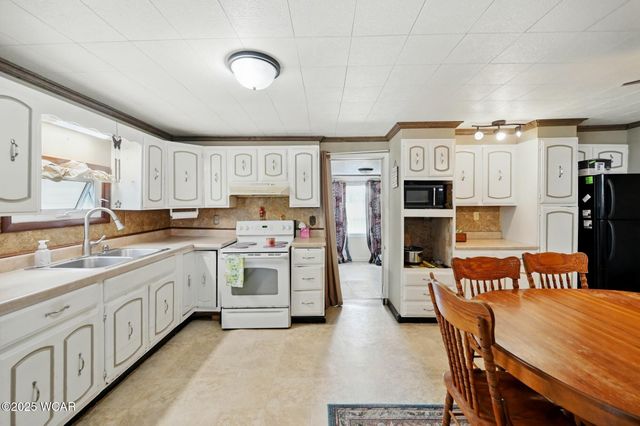 1398 Lutz Road, Lima, OH 45801