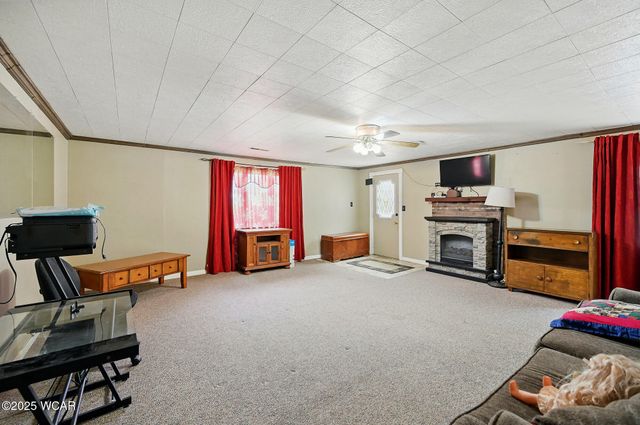 1398 Lutz Road, Lima, OH 45801