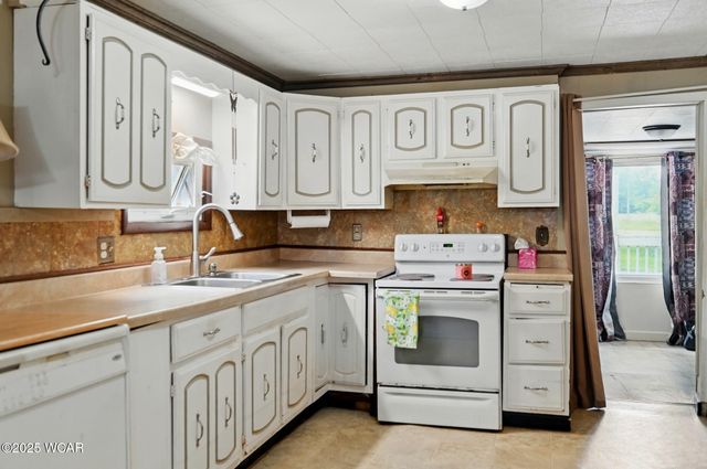 1398 Lutz Road, Lima, OH 45801