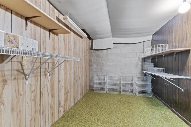 N9W31078 Concord COURT, Delafield, WI 53018