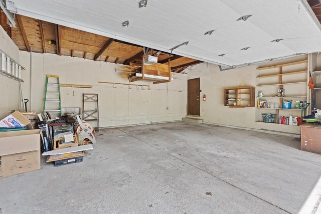 N9W31078 Concord COURT, Delafield, WI 53018