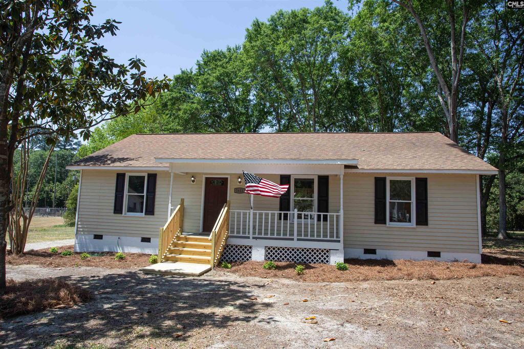 1611 Lewis Street, Camden, SC 29020