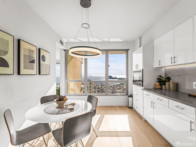 219 Brannan Street 16K, San Francisco, CA 94107