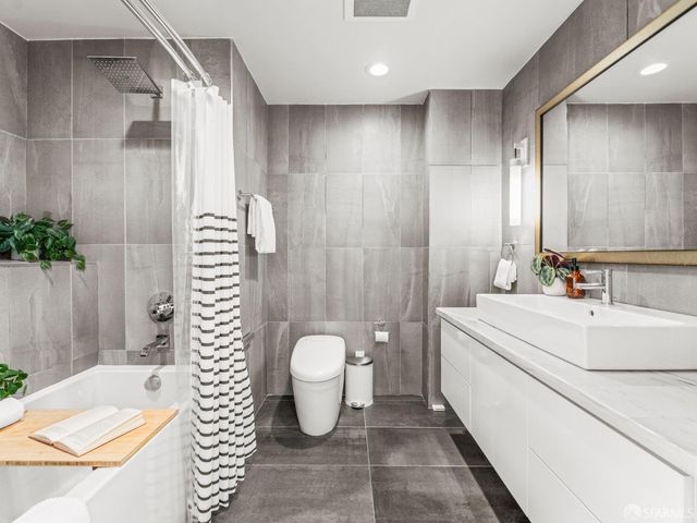 219 Brannan Street 16K, San Francisco, CA 94107