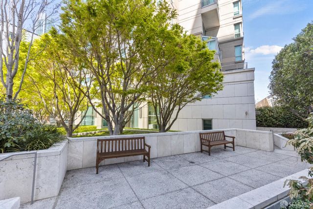 219 Brannan Street 16K, San Francisco, CA 94107