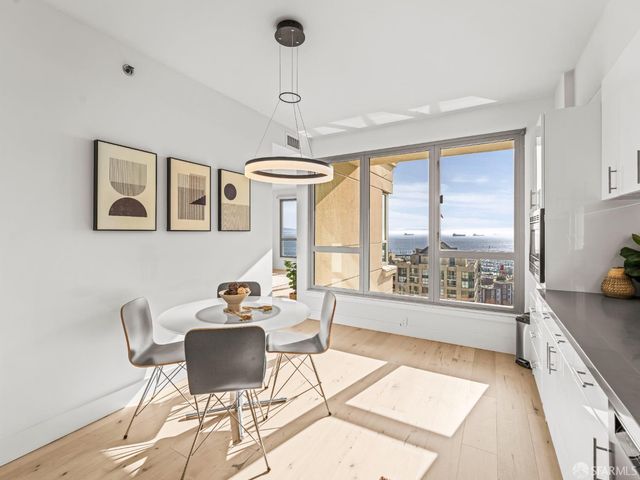 219 Brannan Street 16K, San Francisco, CA 94107