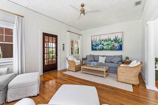 217 SE Coconut Avenue, Stuart, FL 34996