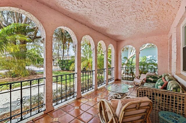 217 SE Coconut Avenue, Stuart, FL 34996