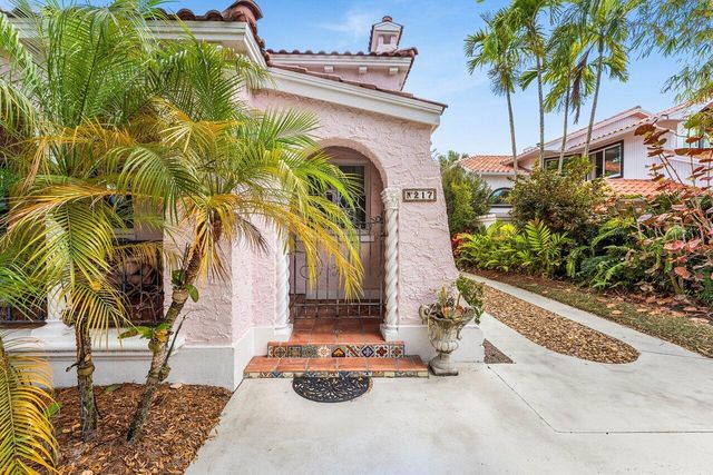 217 SE Coconut Avenue, Stuart, FL 34996