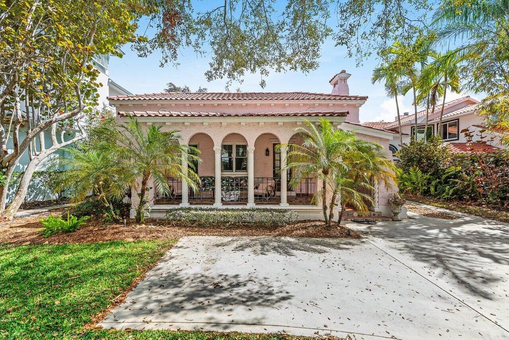 217 SE Coconut Avenue, Stuart, FL 34996