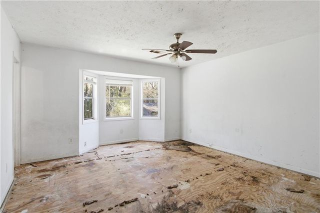 917 Lake Watch Drive, Stone Mountain, GA 30088