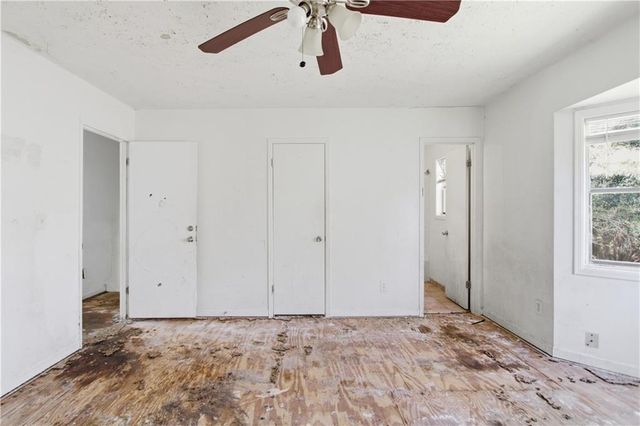 917 Lake Watch Drive, Stone Mountain, GA 30088