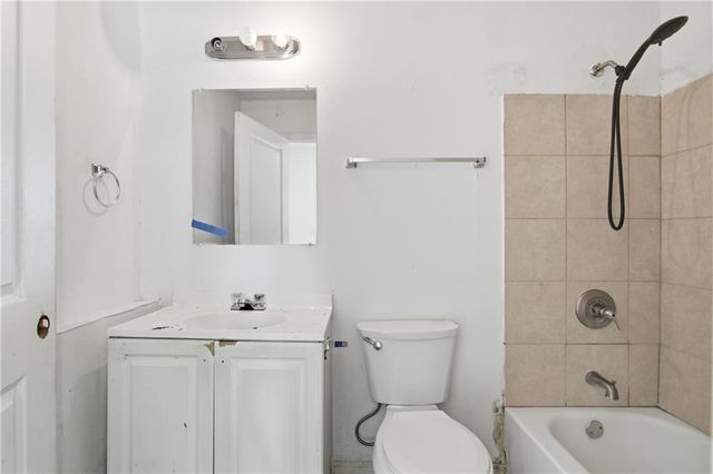 917 Lake Watch Drive, Stone Mountain, GA 30088