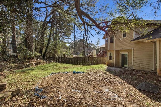 917 Lake Watch Drive, Stone Mountain, GA 30088