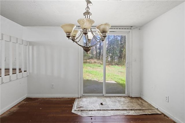 917 Lake Watch Drive, Stone Mountain, GA 30088