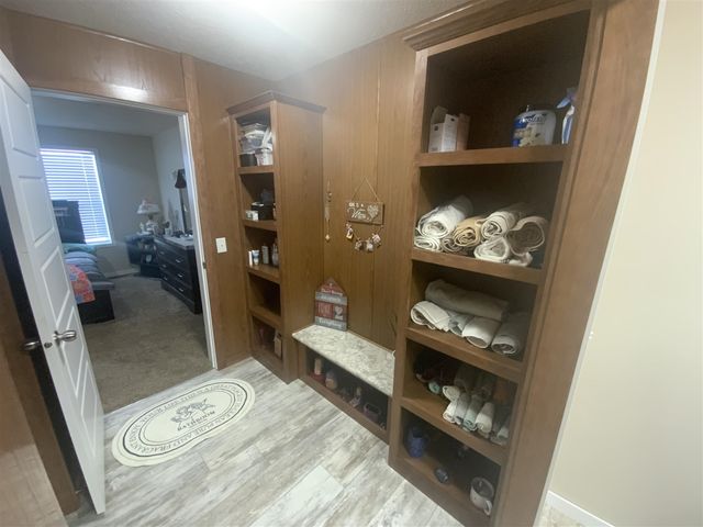 4211 Laurel, Jackson, MI 49201