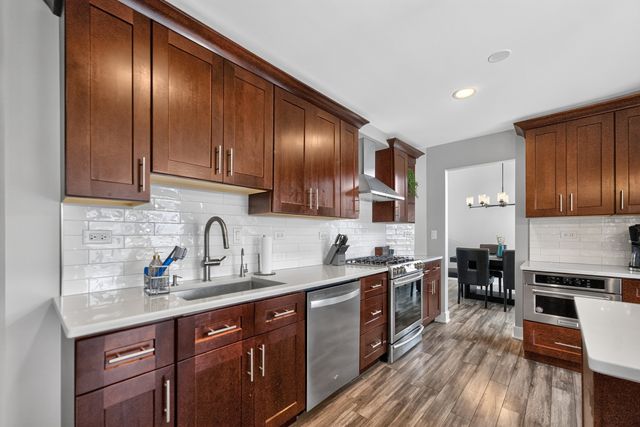 359 Sundance Drive, Bartlett, IL 60103