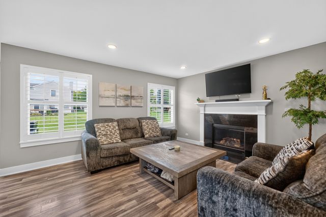 359 Sundance Drive, Bartlett, IL 60103