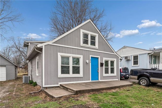 808 S SAVAGE Street, Independence, MO 64050