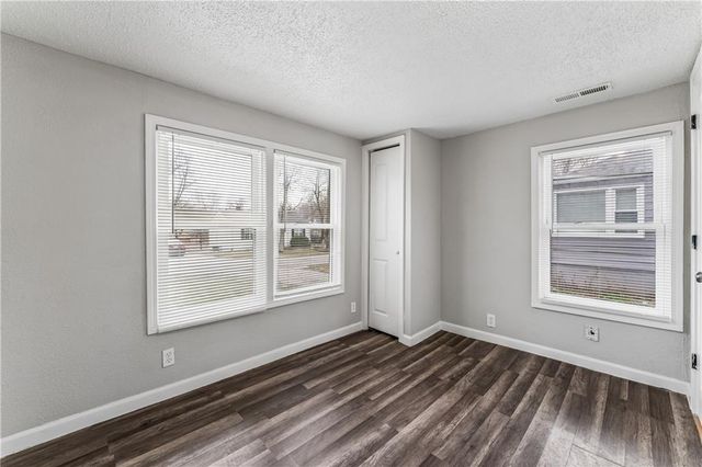 808 S SAVAGE Street, Independence, MO 64050