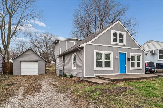 808 S SAVAGE Street, Independence, MO 64050