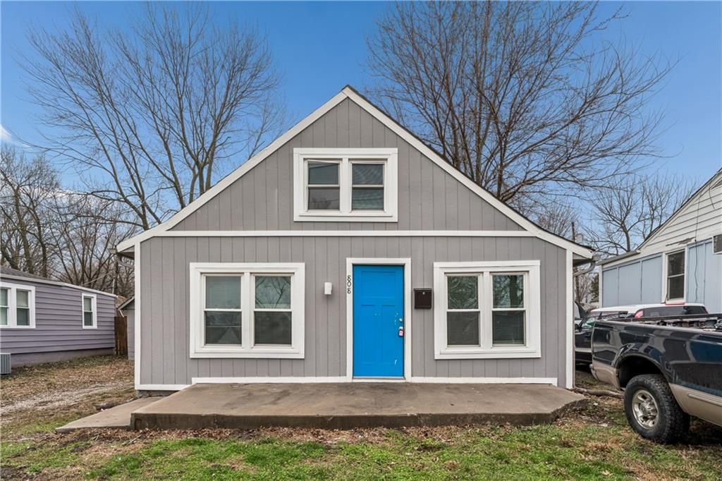 808 S SAVAGE Street, Independence, MO 64050