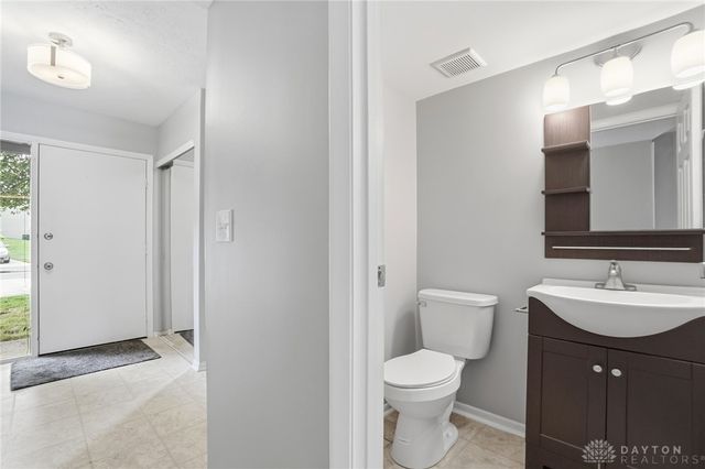 9452 Colegate Way 256, West Chester, OH 45011