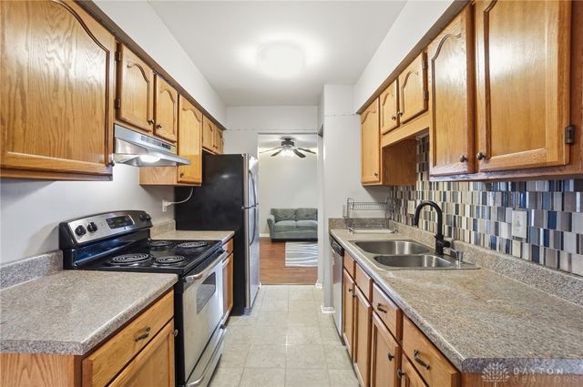 9452 Colegate Way 256, West Chester, OH 45011