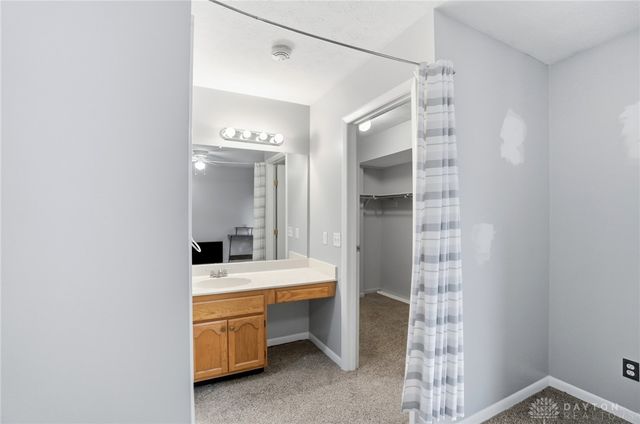 9452 Colegate Way 256, West Chester, OH 45011