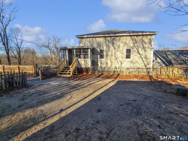 129 Mechanics Street, Putnam, CT 06260