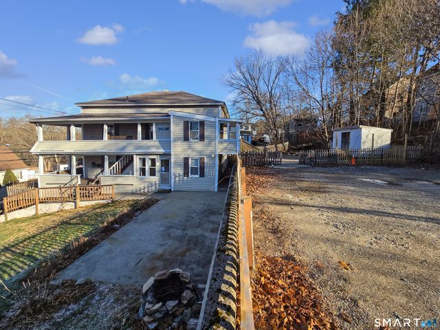 129 Mechanics Street, Putnam, CT 06260