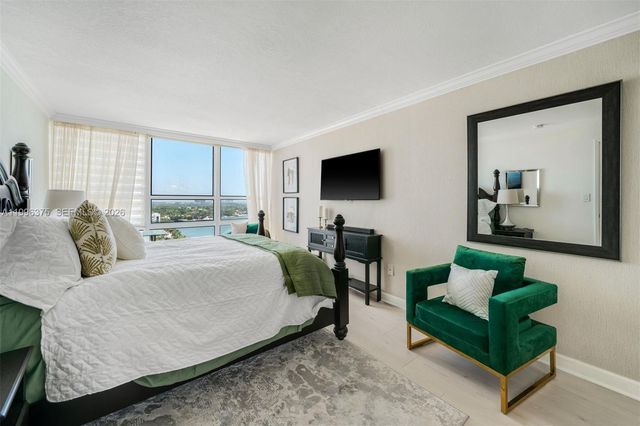 600 NE 36th ST 1414, Miami, FL 33137