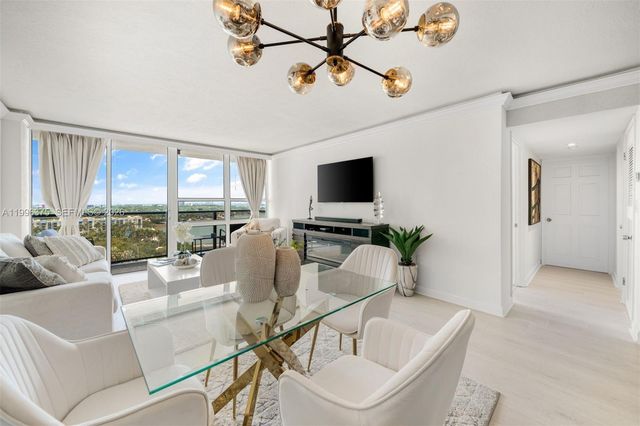 600 NE 36th ST 1414, Miami, FL 33137