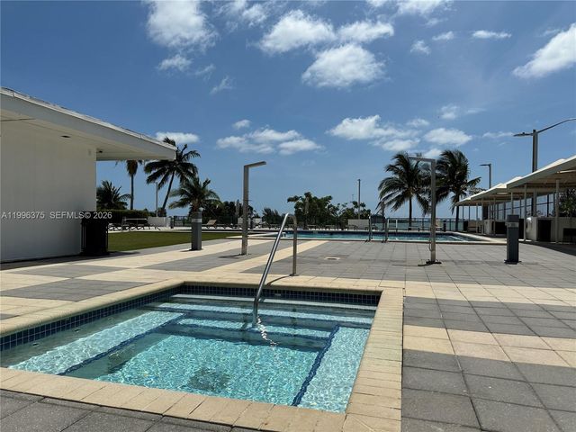 600 NE 36th ST 1414, Miami, FL 33137