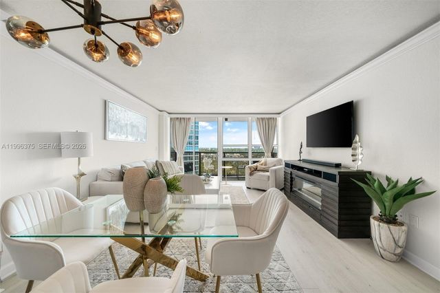 600 NE 36th ST 1414, Miami, FL 33137