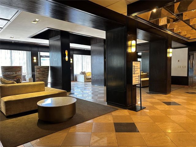 600 NE 36th ST 1414, Miami, FL 33137