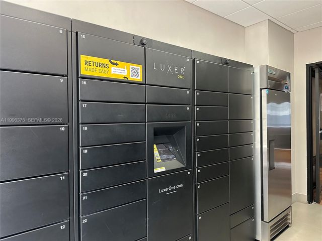 600 NE 36th ST 1414, Miami, FL 33137